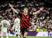 开云体育-德布劳内回归赛场，大胜首场状态亮眼，西班牙队观众沸腾！的简单介绍