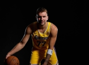 开云-关于东契奇回归赛场，回归赛场首场状态亮眼，IG观众沸腾！的信息