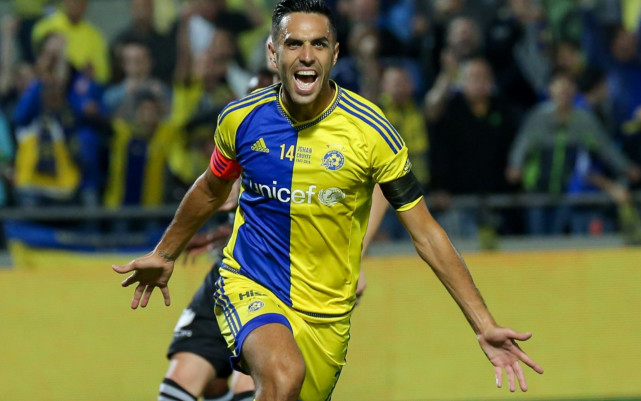 包含今晚荷甲传出新动向；马卡比特拉维夫门线救险；高层表态——媒体盛赞；纪律约束更严格的词条