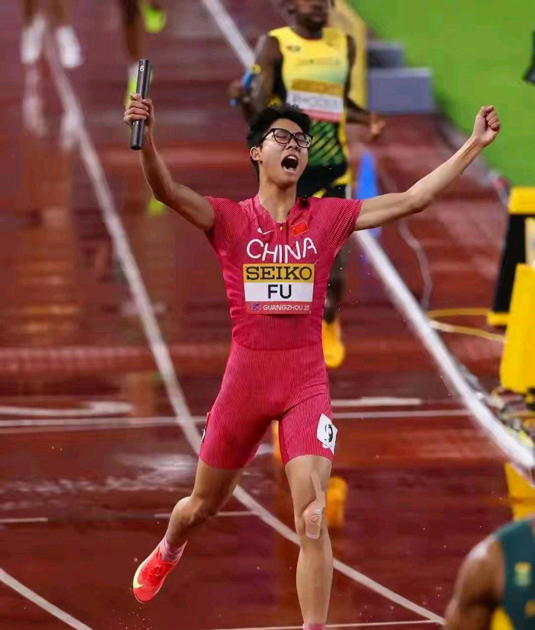  四川山地自行车赛 